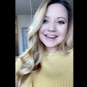 Meet your Posher, Michaela